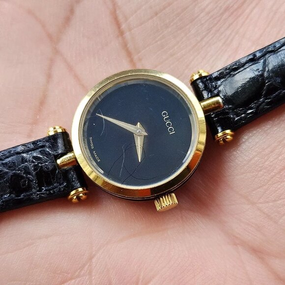 Gucci Women Wristwatch Swiss Made Analog Quartz Black Leather Strap Wrist Watch - Picture 1 of 15